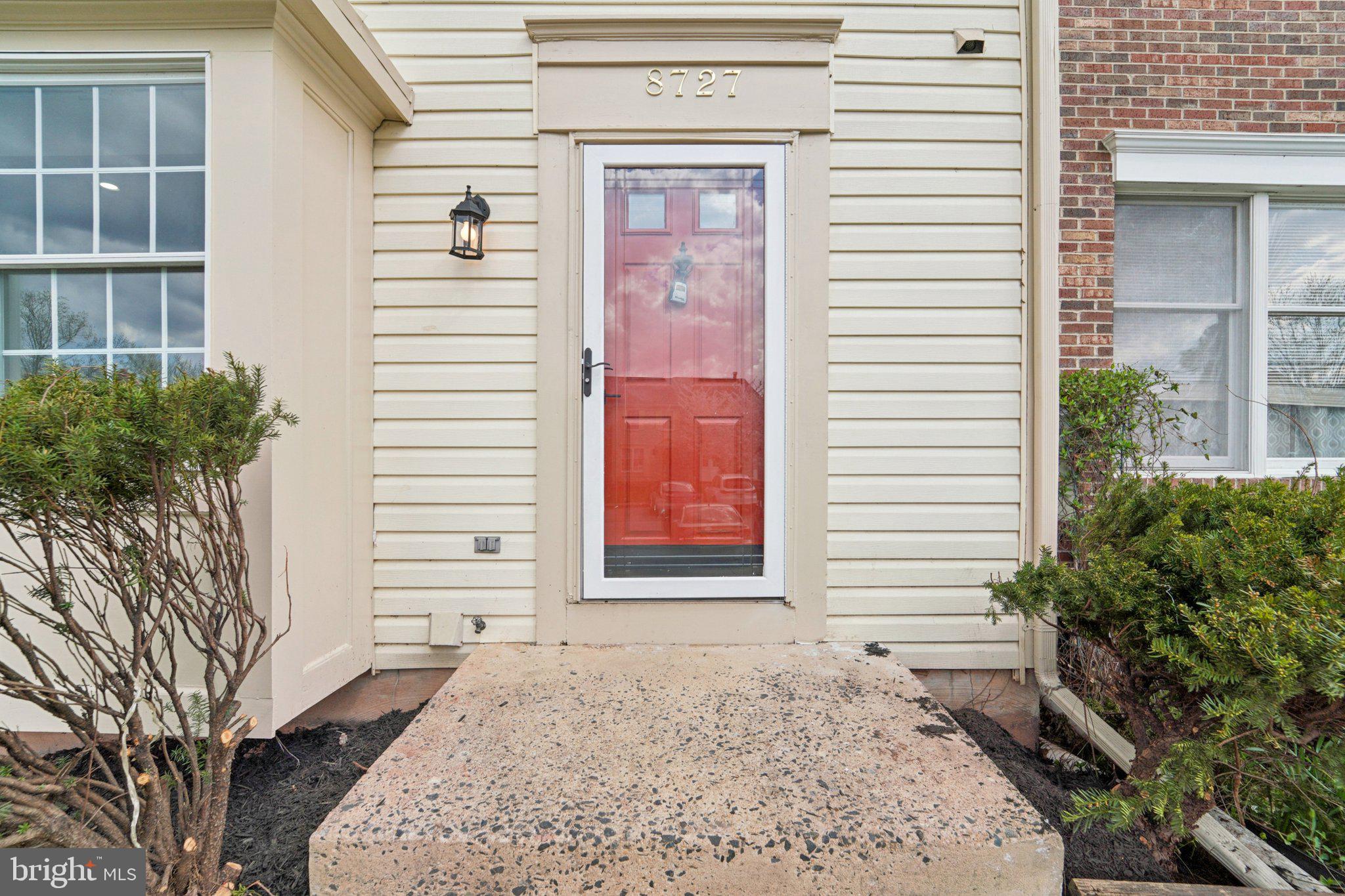 VILLAGE OF SILVER HALL - Residential