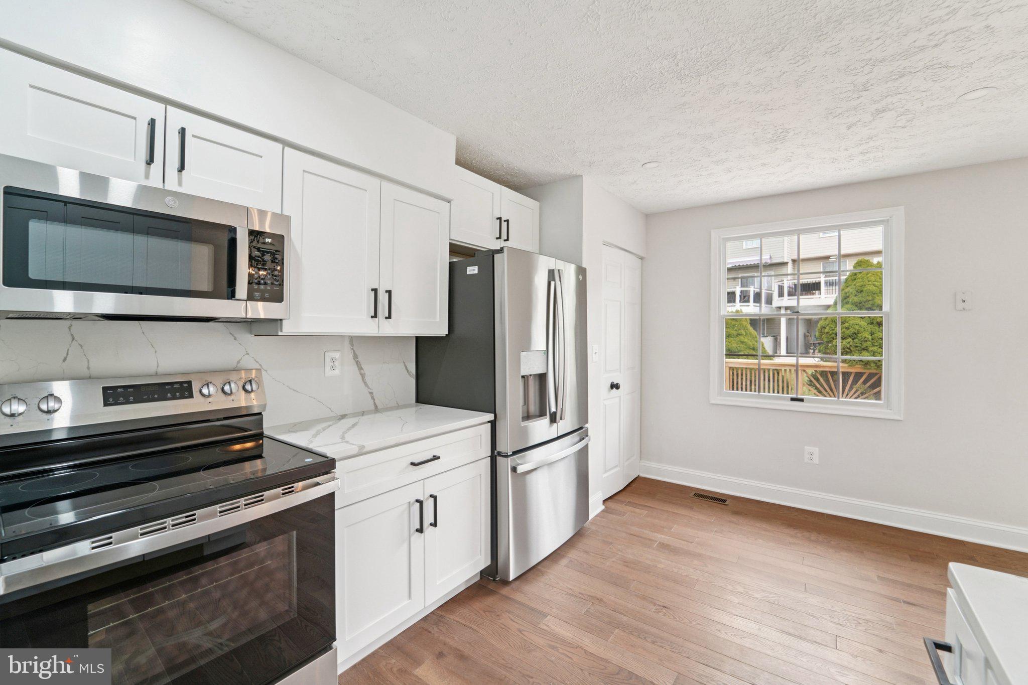 VILLAGE OF SILVER HALL - Residential