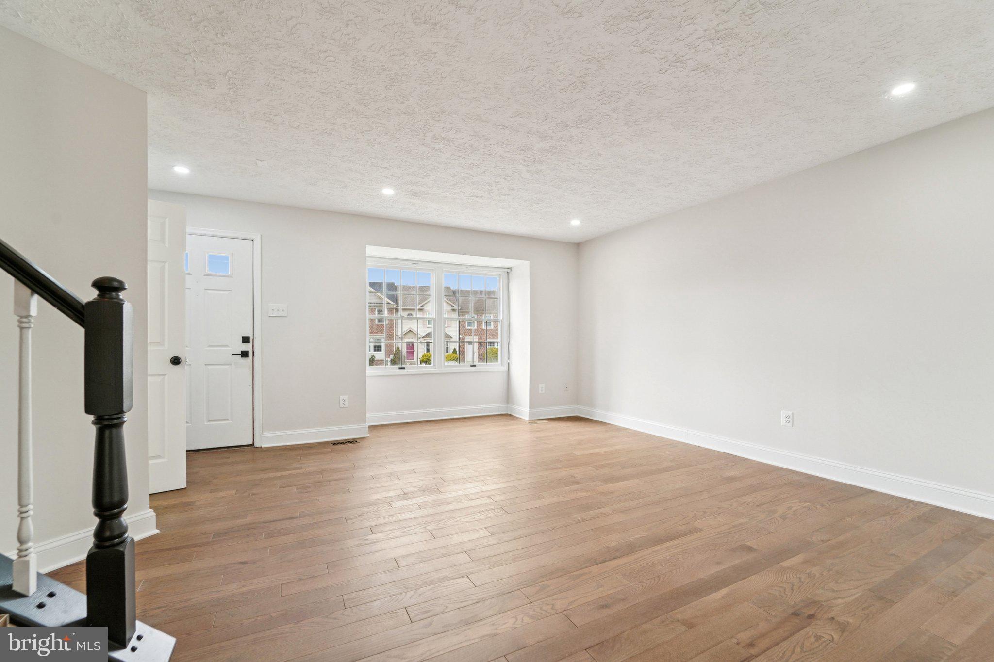 VILLAGE OF SILVER HALL - Residential