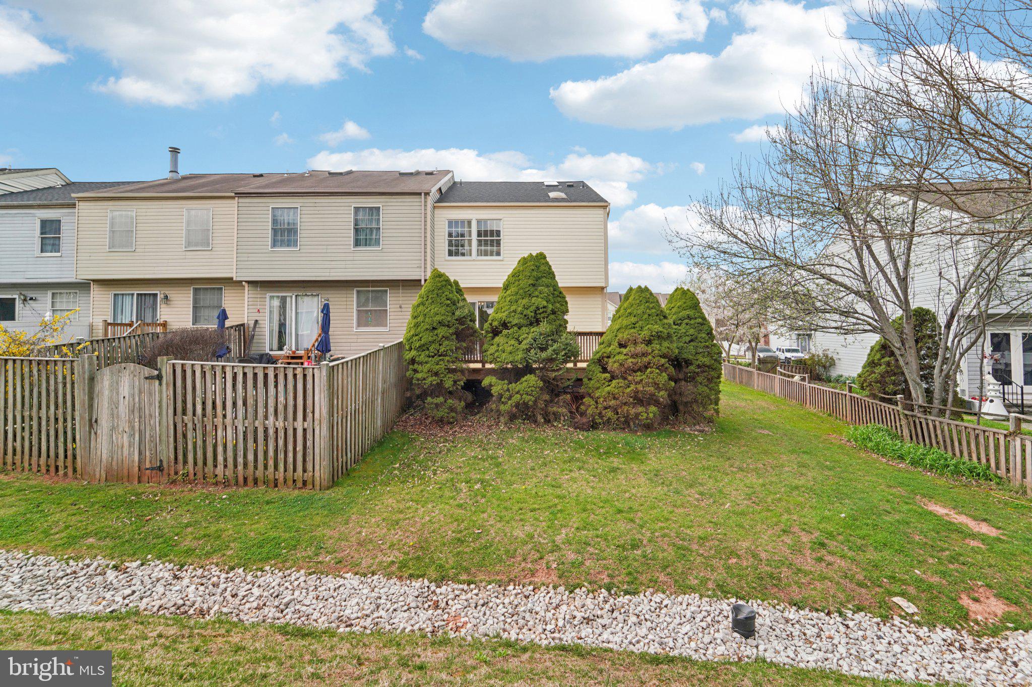 VILLAGE OF SILVER HALL - Residential