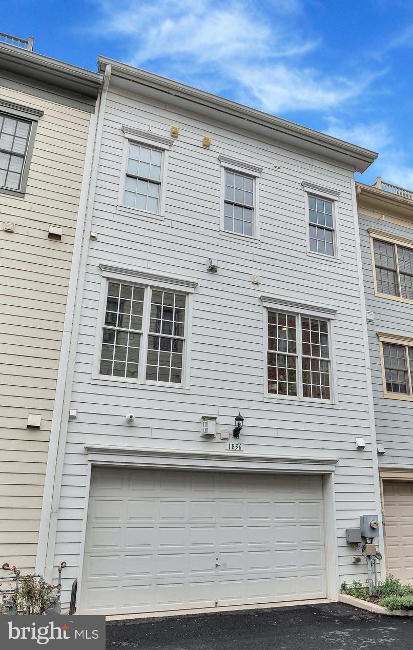 POTOMAC GREENS - Residential