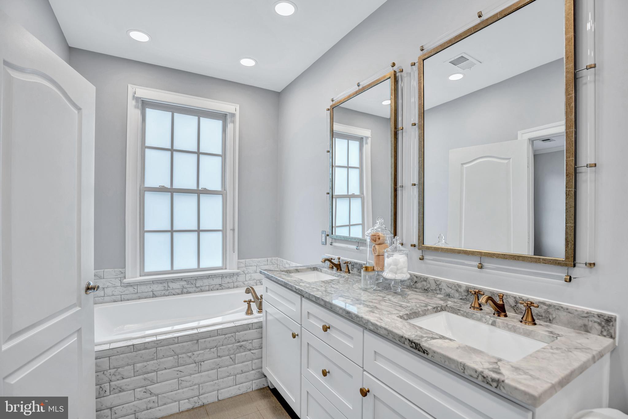 POTOMAC GREENS - Residential