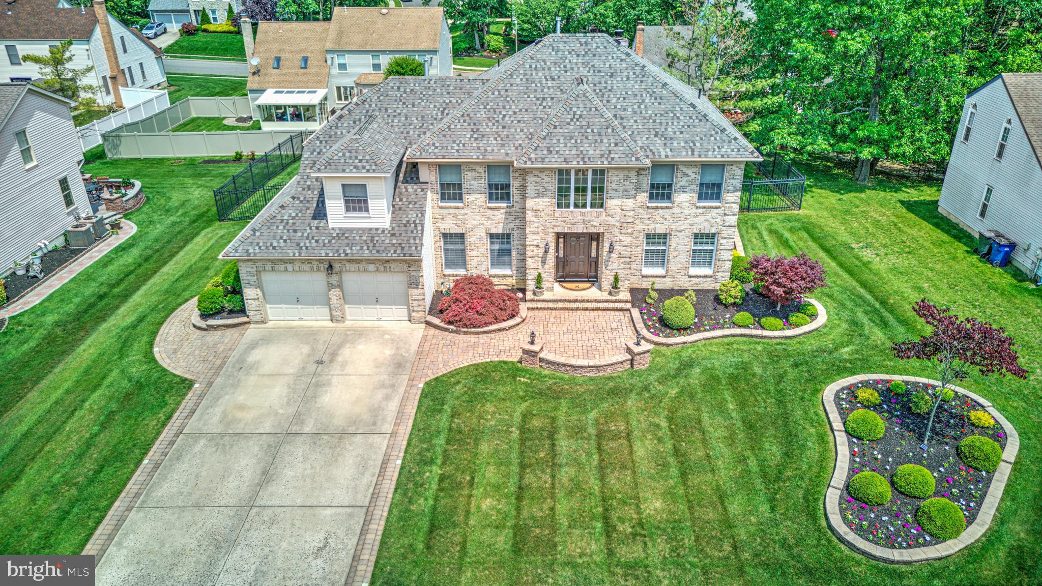 22 REGAN LANE