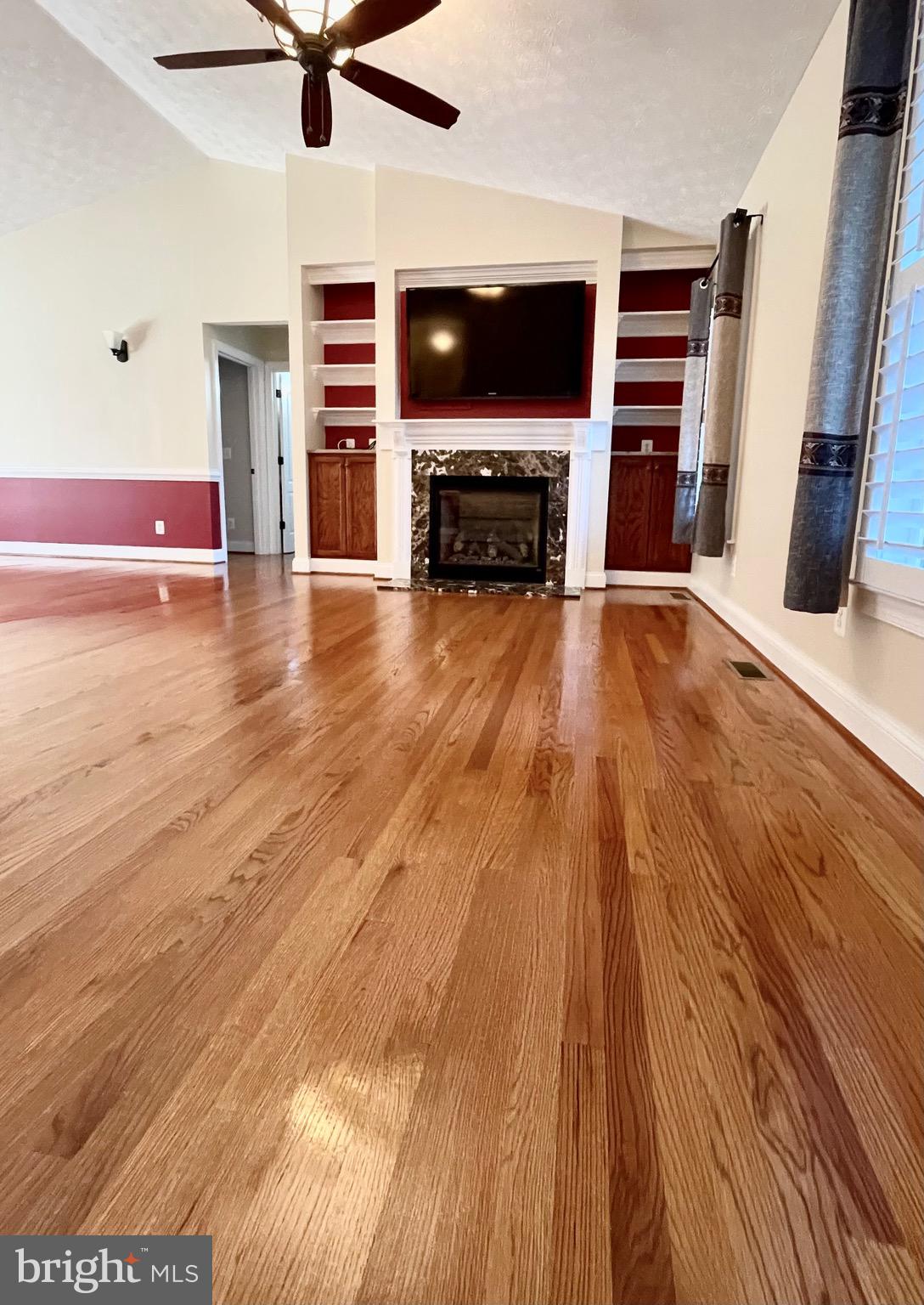 5624 GLEN EAGLES COURT