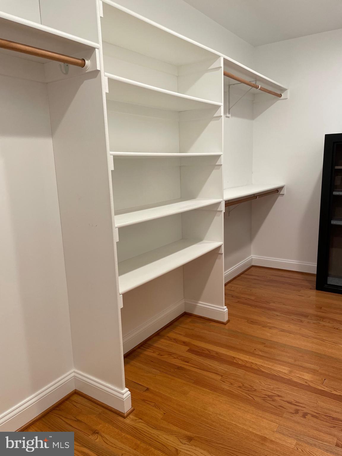 MAPLE GROVE - Residential