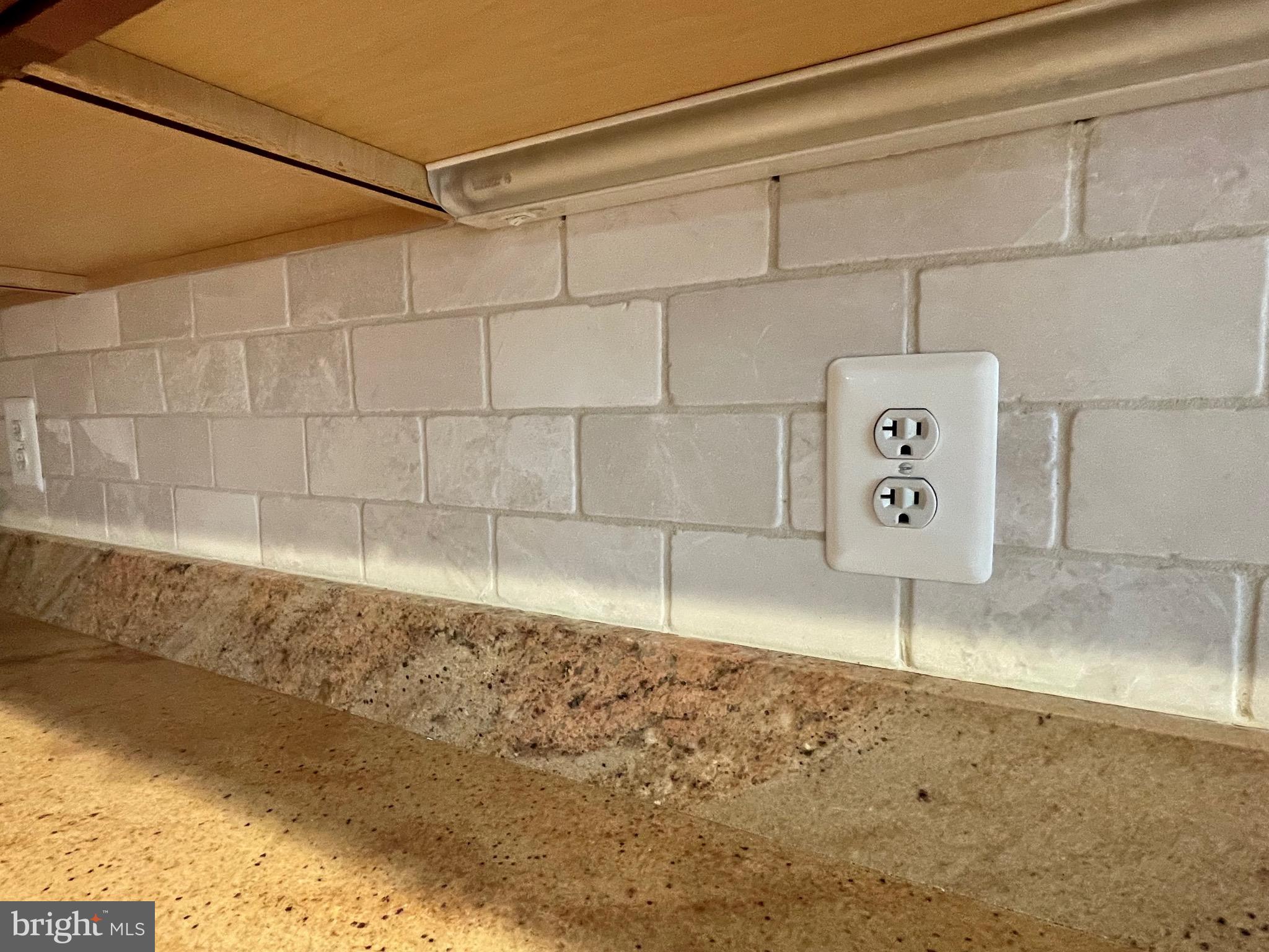 MAPLE GROVE - Residential