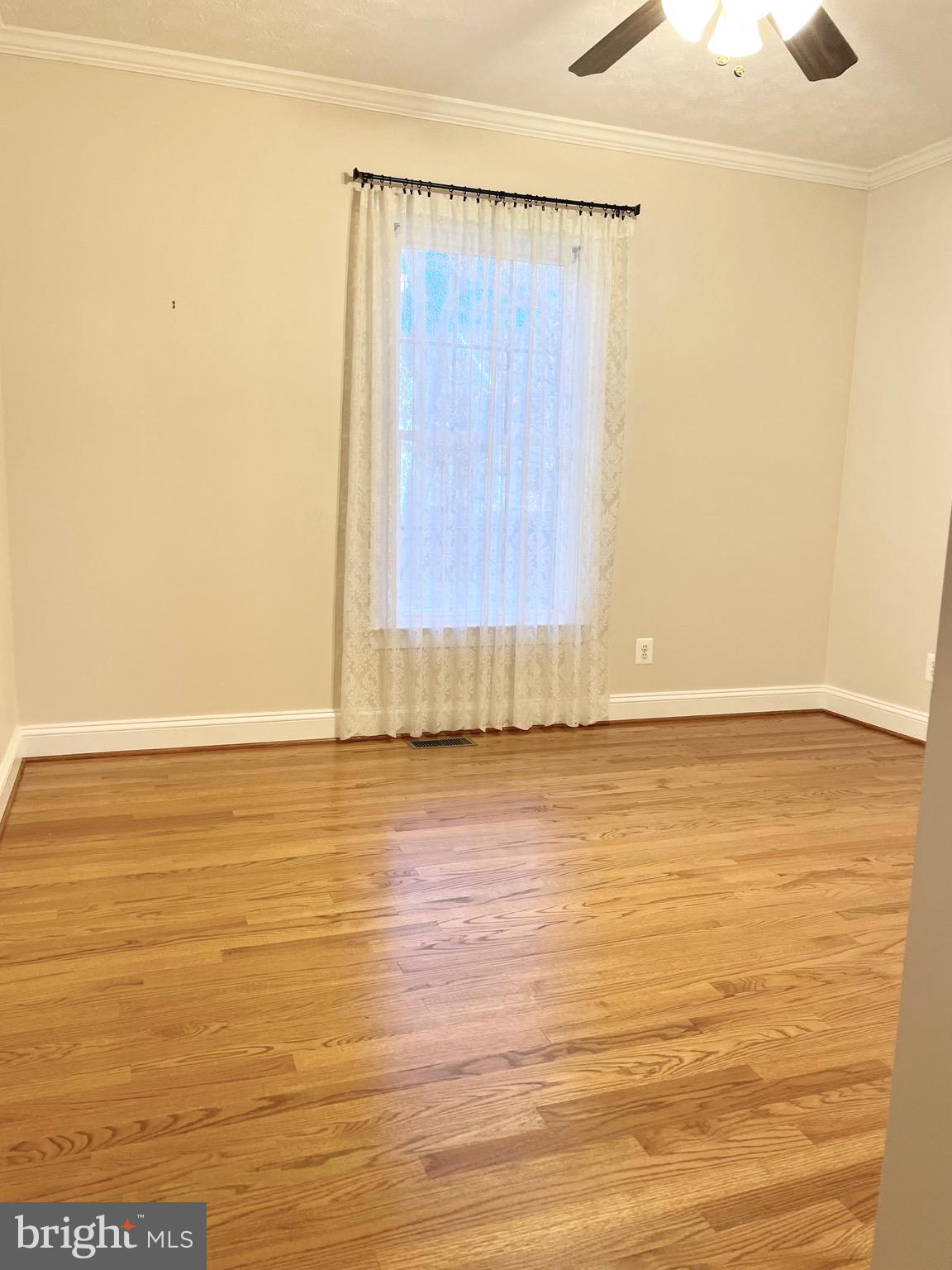 MAPLE GROVE - Residential