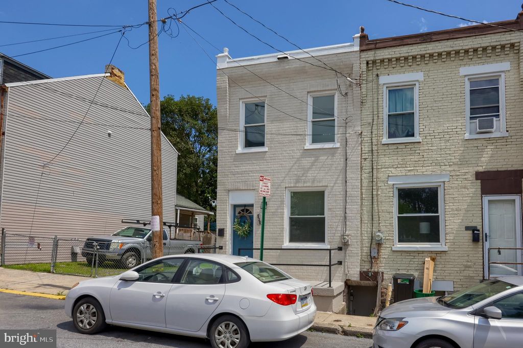 Photo of 536 Lafayette Street, LANCASTER, PA 17603 (MLS # PALA2072836)