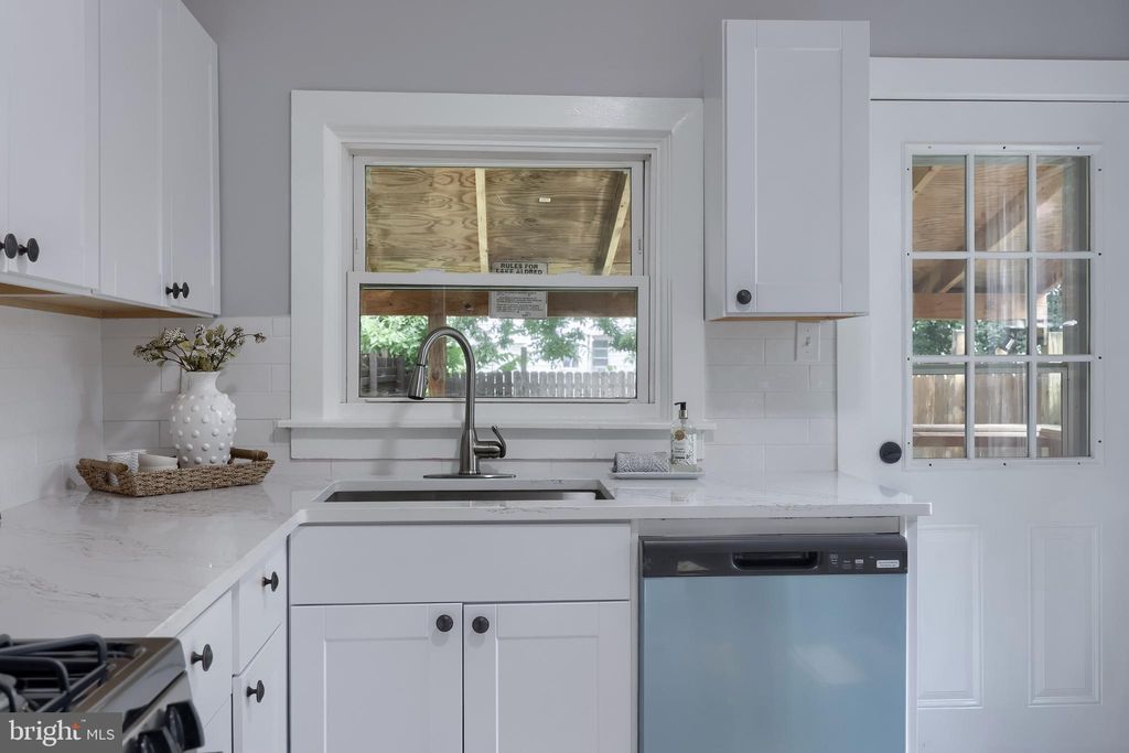 Photo of 536 Lafayette Street, LANCASTER, PA 17603 (MLS # PALA2072836)