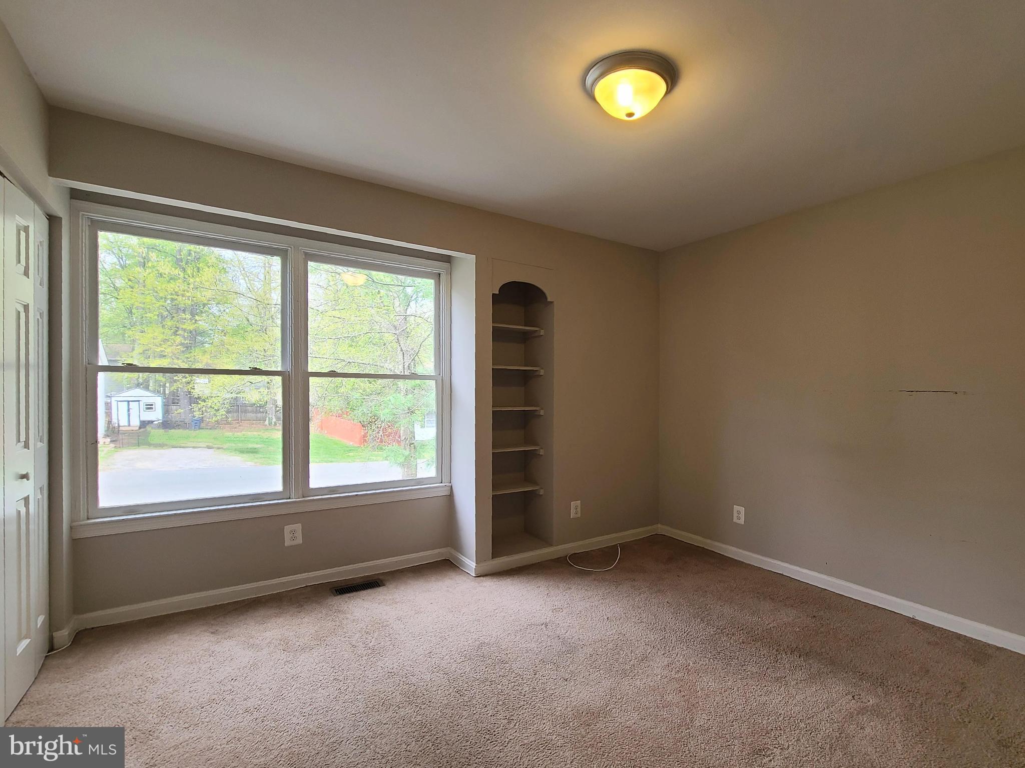 SHERATON OAKS - Residential