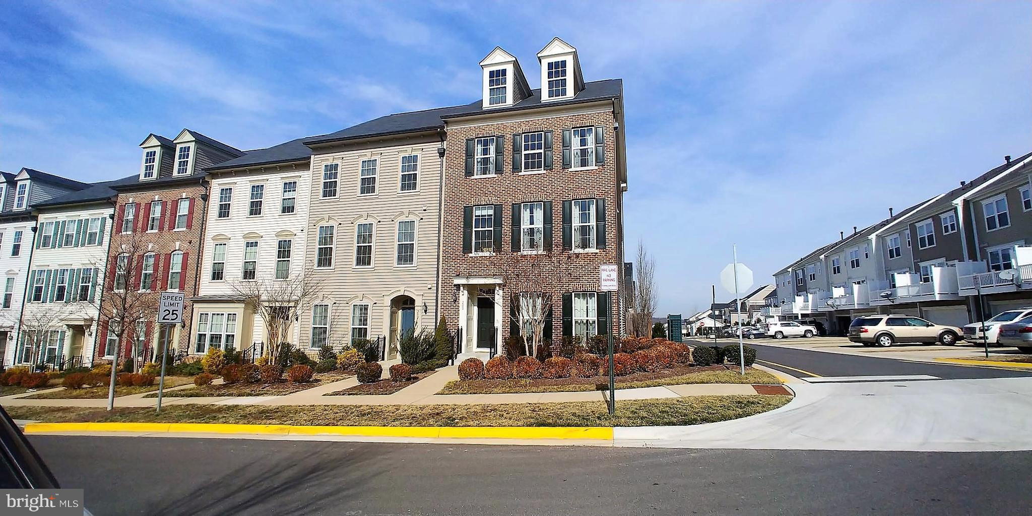 EMBREY MILL - Residential Lease