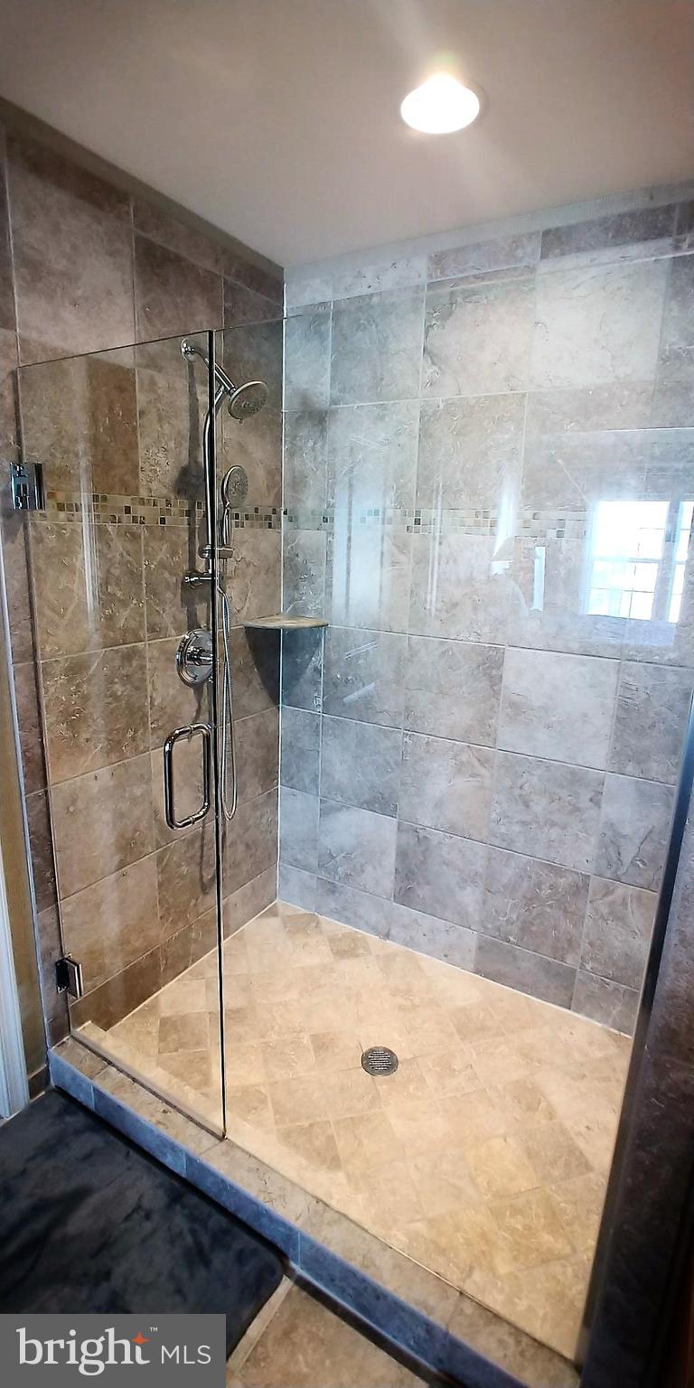 EMBREY MILL - Residential Lease