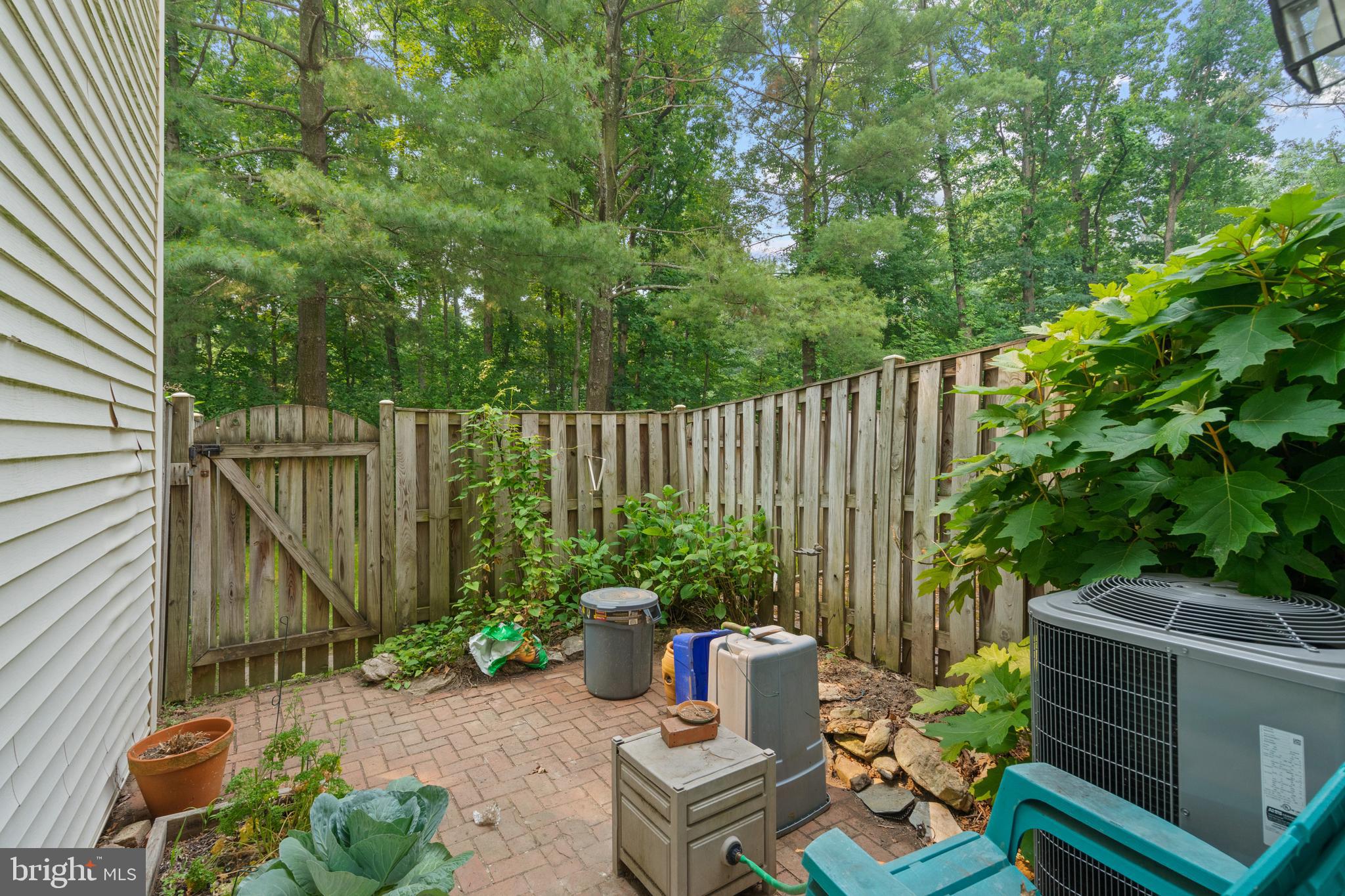 WOODWALK - Residential Lease