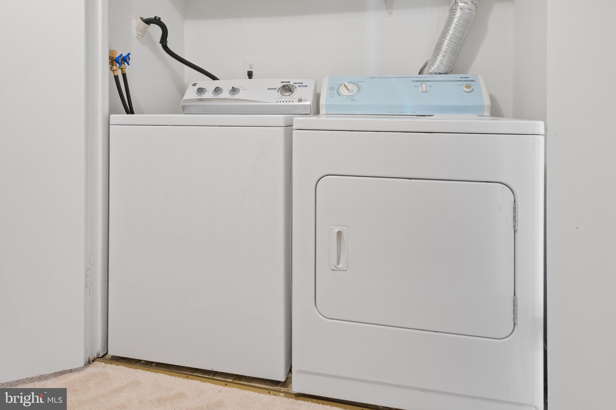 WOODWALK - Residential Lease