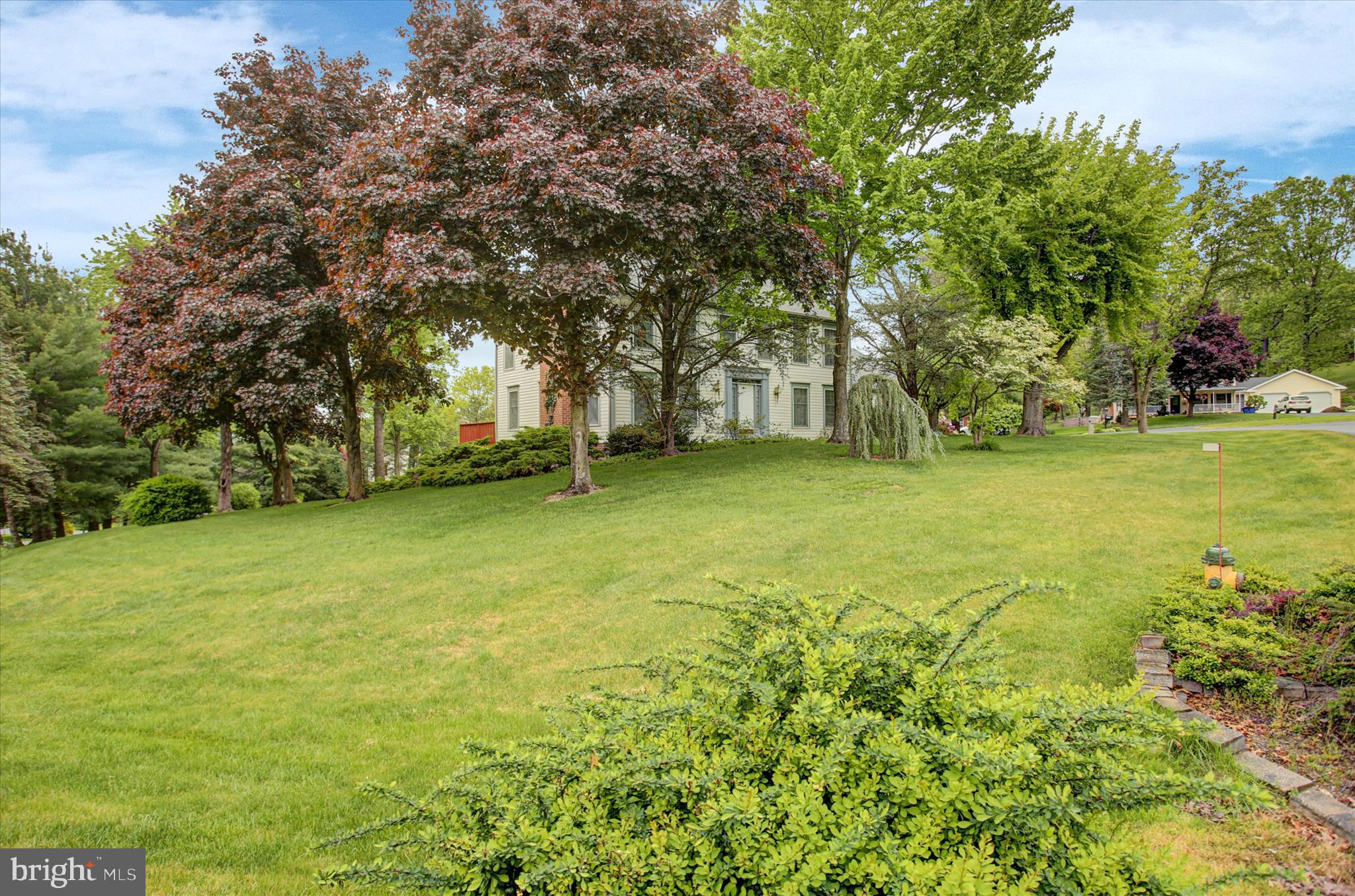 12275 KNOLLWOOD CIRCLE