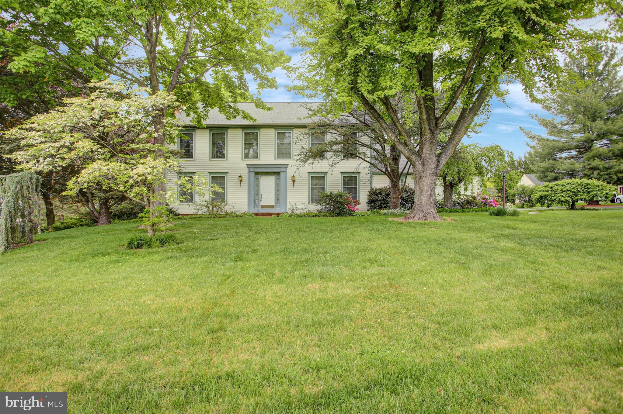 12275 KNOLLWOOD CIRCLE