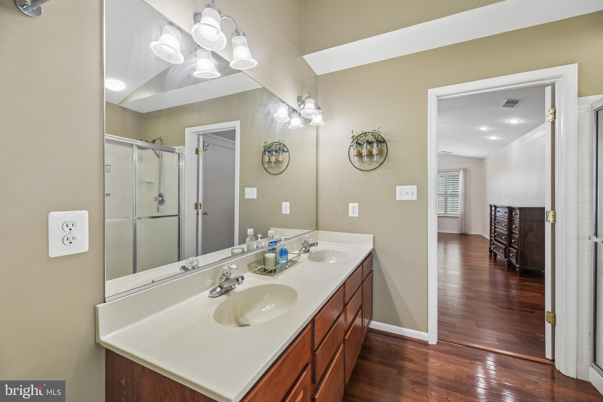 COVINGTON - Residential