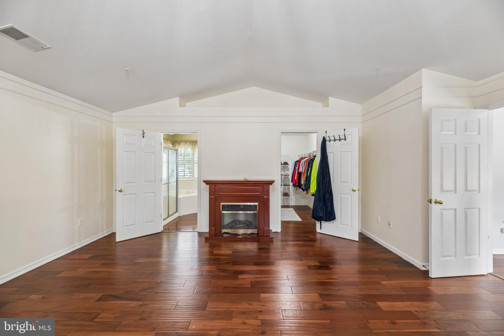 COVINGTON - Residential