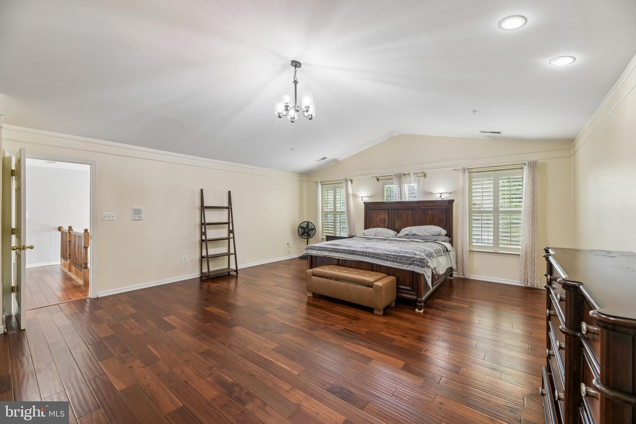 COVINGTON - Residential