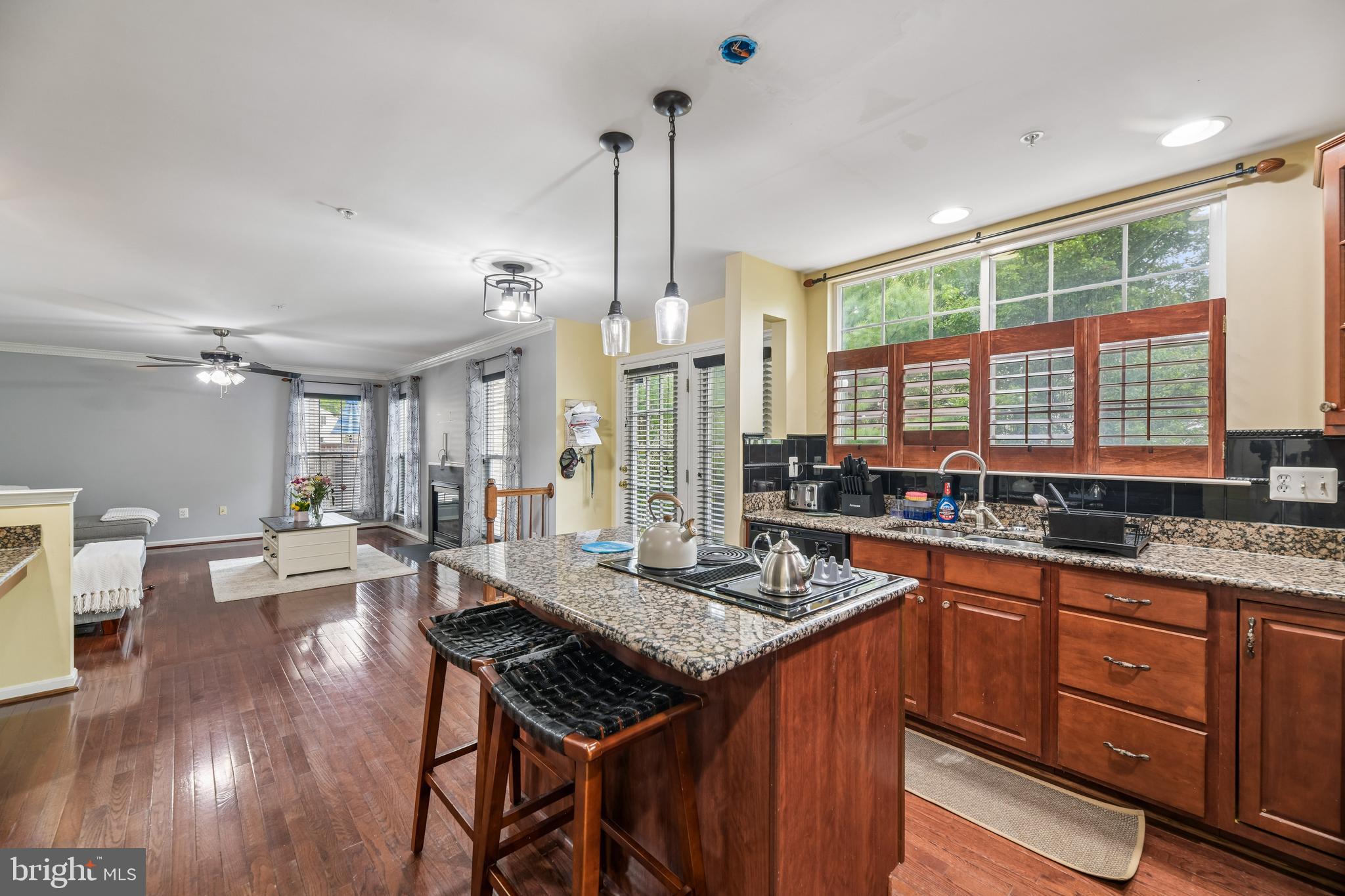 COVINGTON - Residential