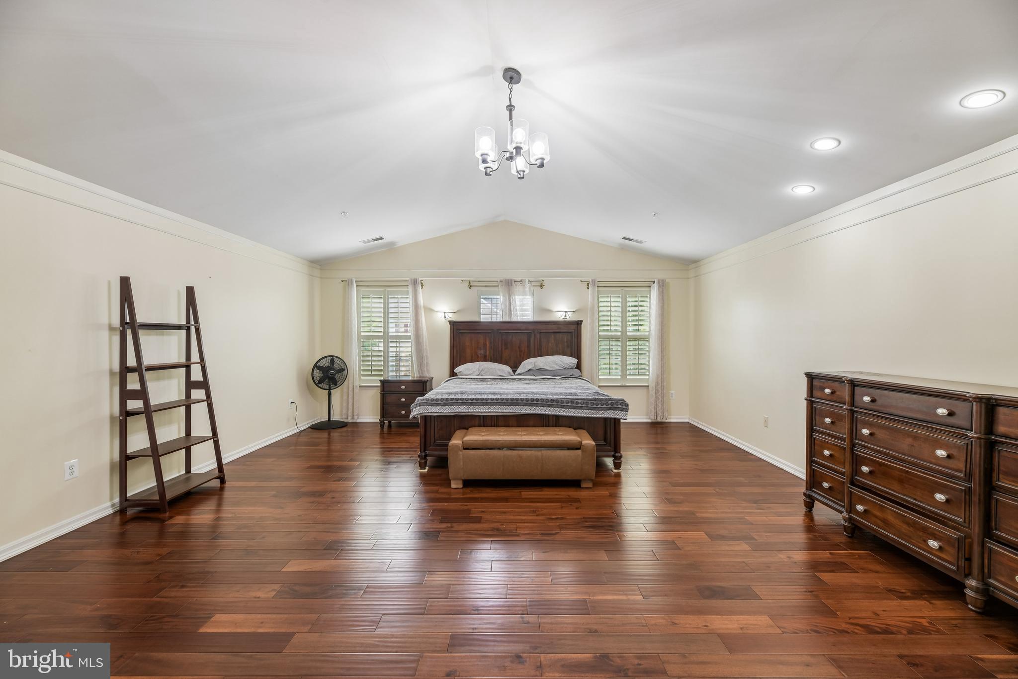 COVINGTON - Residential