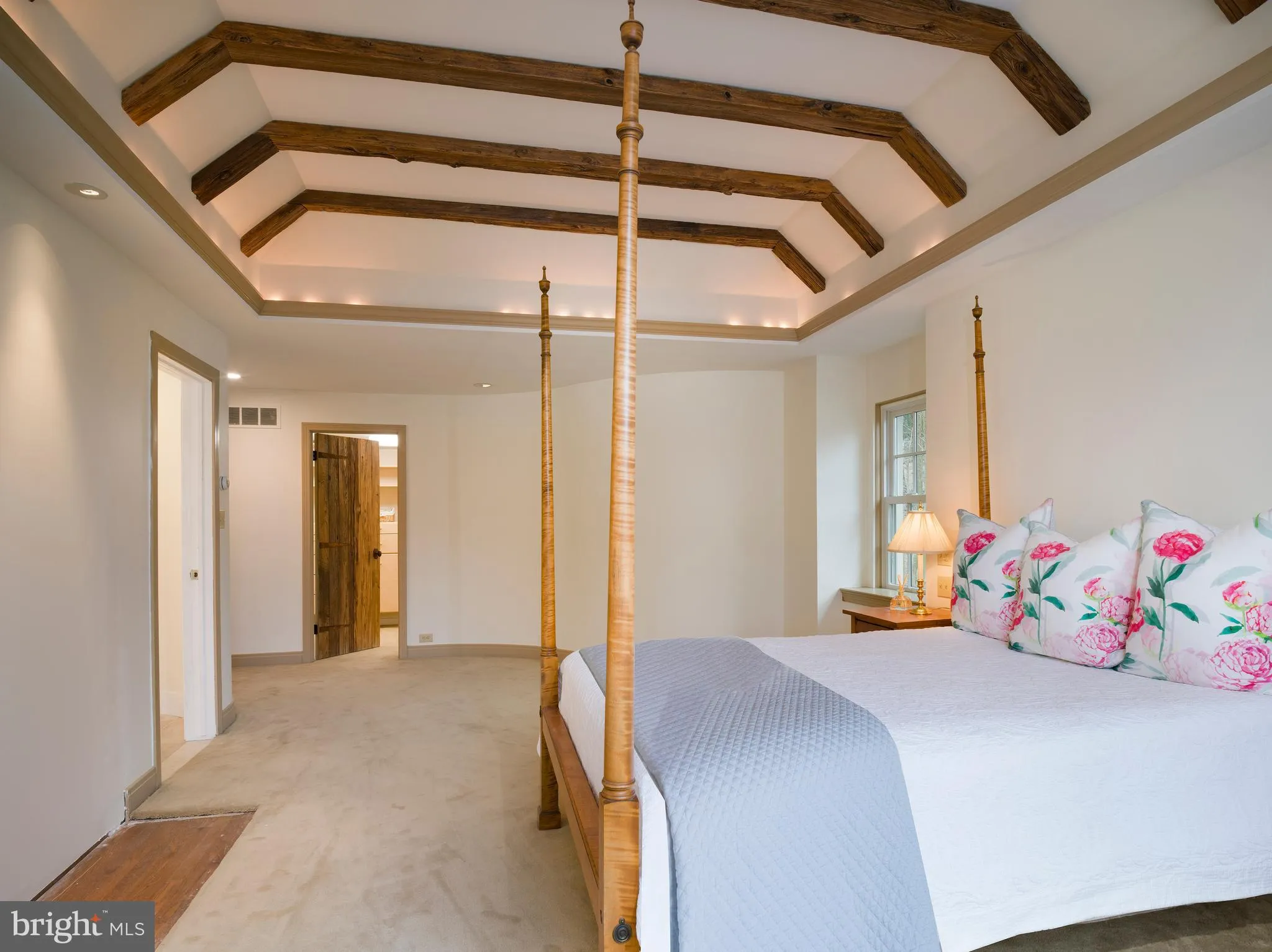 Malvern, Pennsylvania 19355, United States, 4 Bedrooms Bedrooms, ,4 BathroomsBathrooms,Residential,Contingent,85625