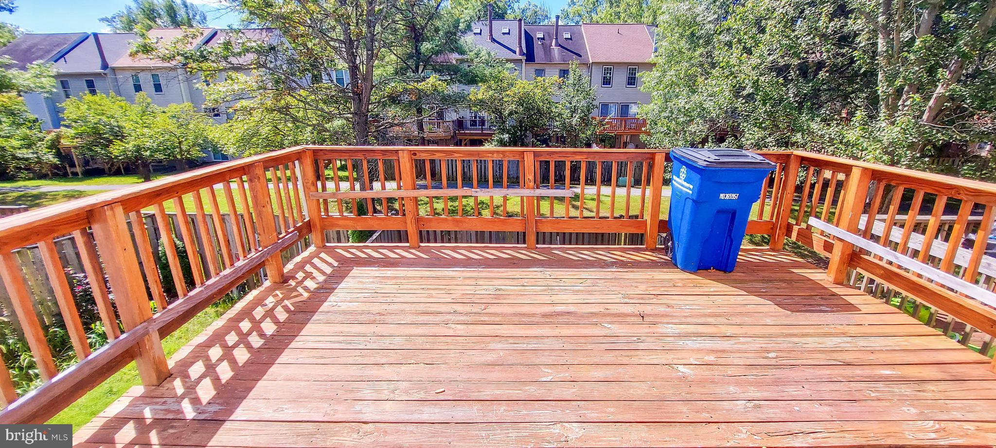 SILVER SPRING CNTRY CLUB - Residential Lease