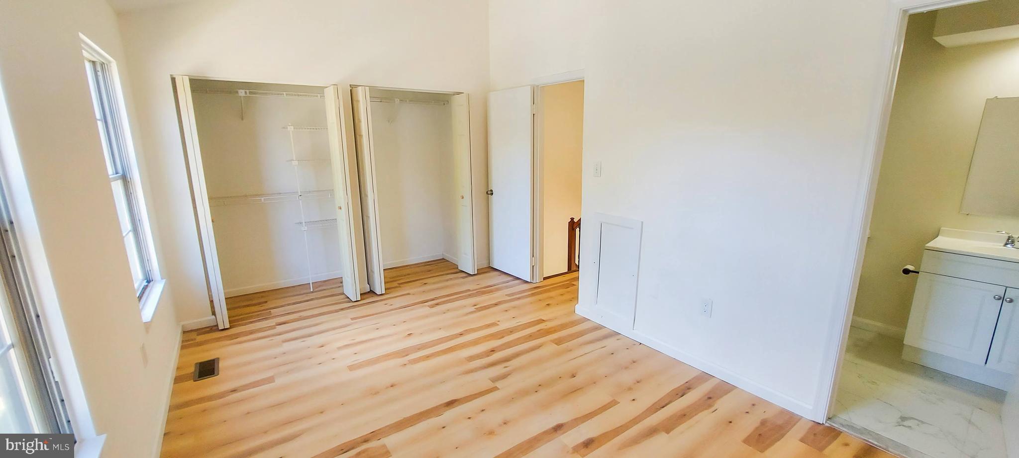 SILVER SPRING CNTRY CLUB - Residential Lease