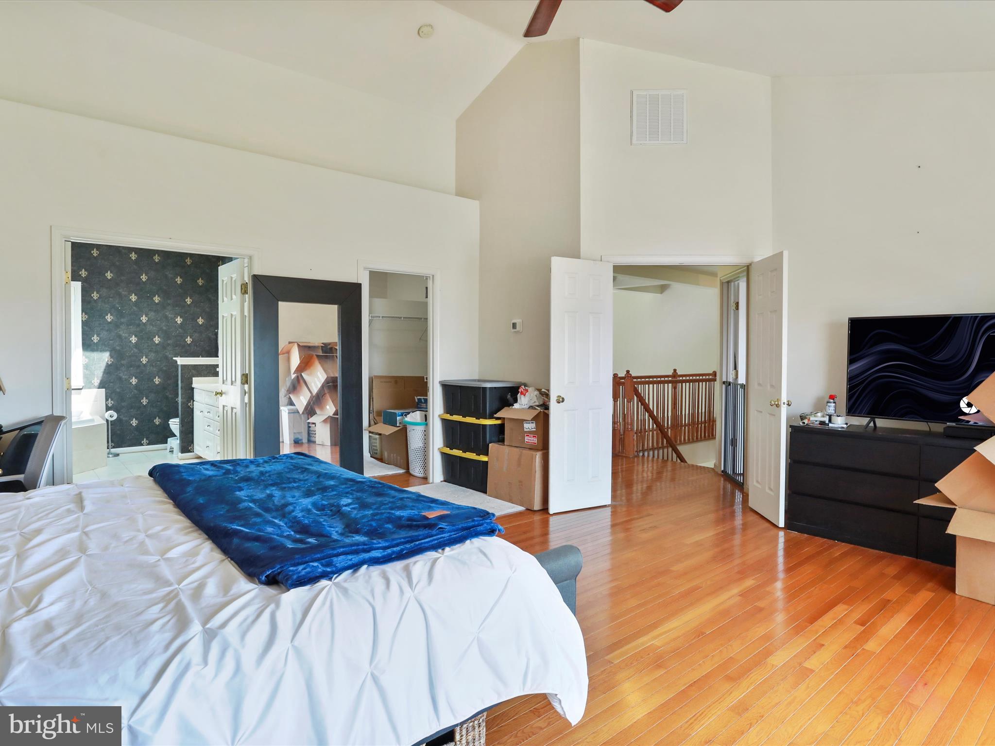 THE GALLERY - Residential