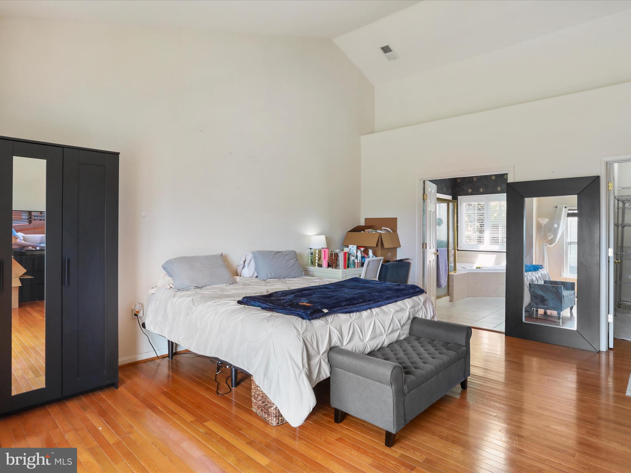 THE GALLERY - Residential