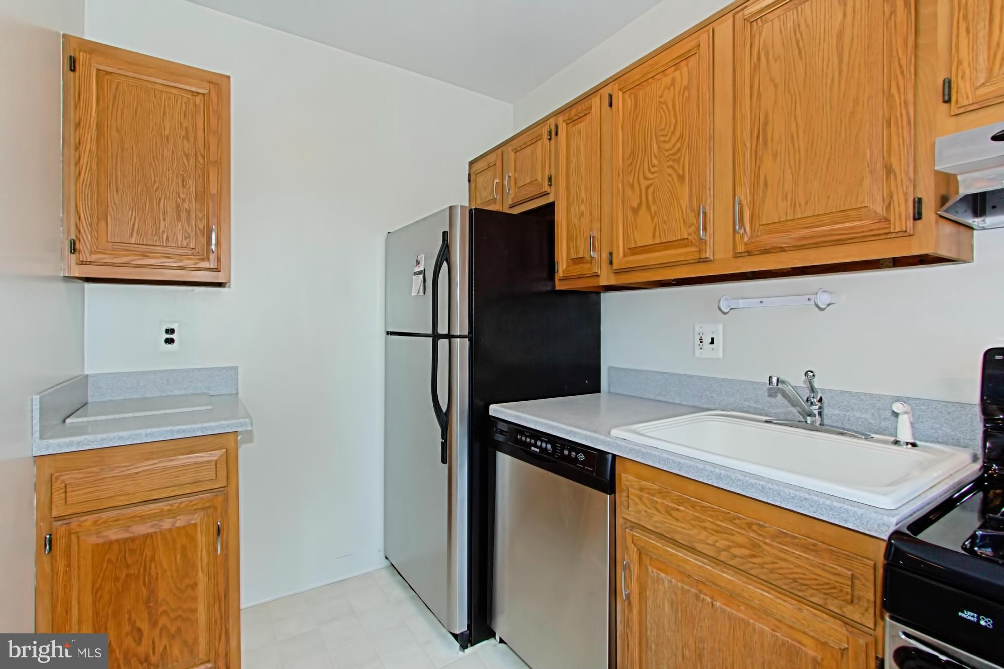 ARLINGTON VILLAGE - Residential