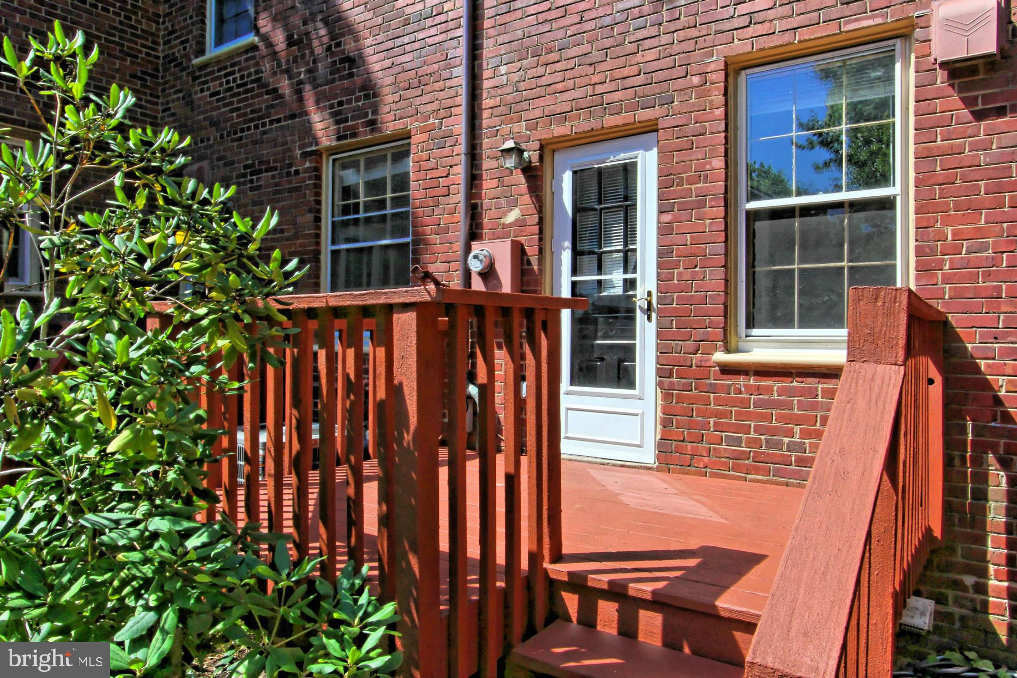 ARLINGTON VILLAGE - Residential