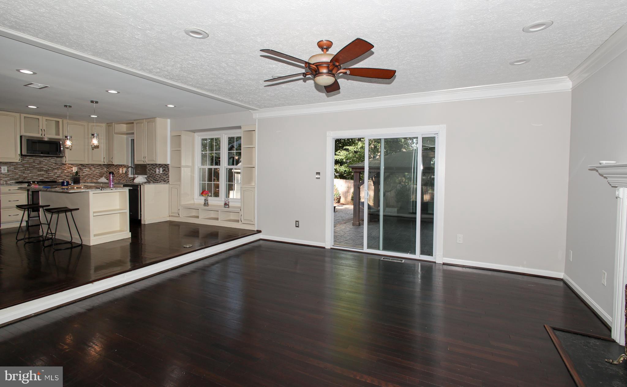 TIMBERLAKE ESTATES SOUTH - Residential