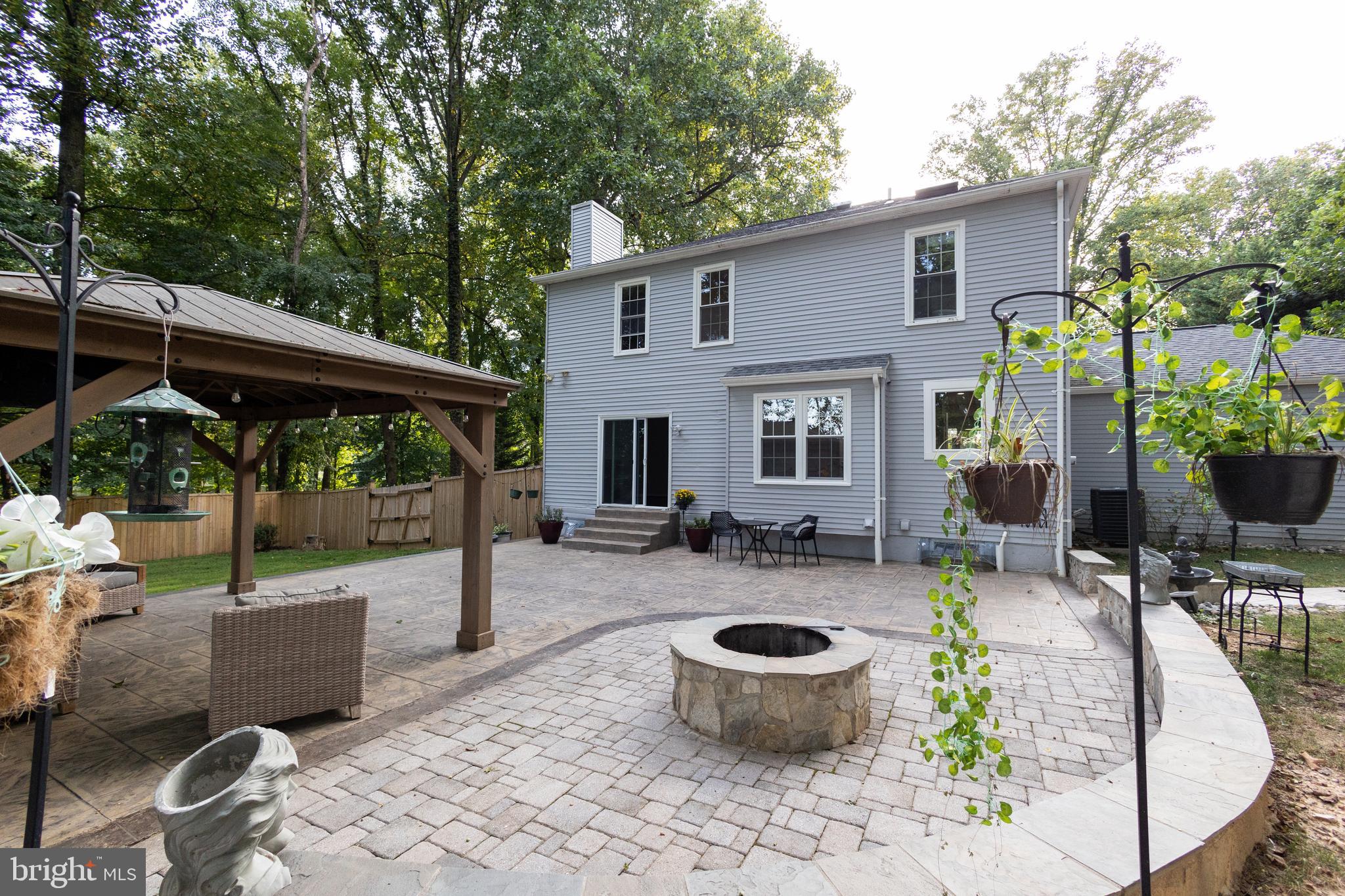 TIMBERLAKE ESTATES SOUTH - Residential