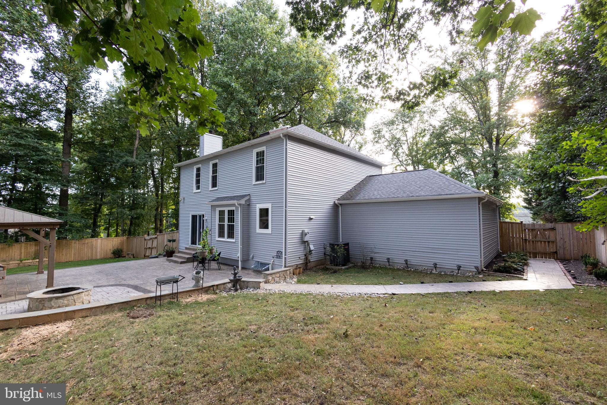 TIMBERLAKE ESTATES SOUTH - Residential