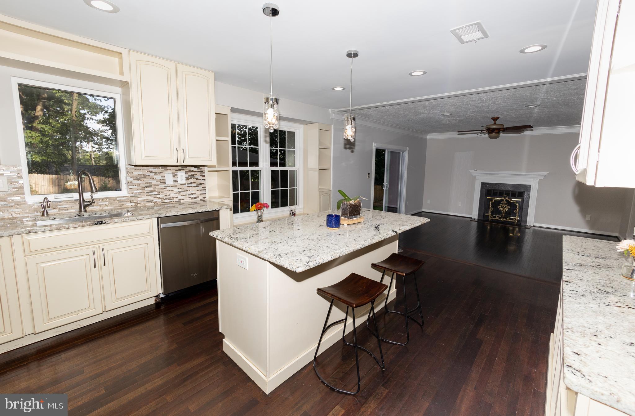 TIMBERLAKE ESTATES SOUTH - Residential