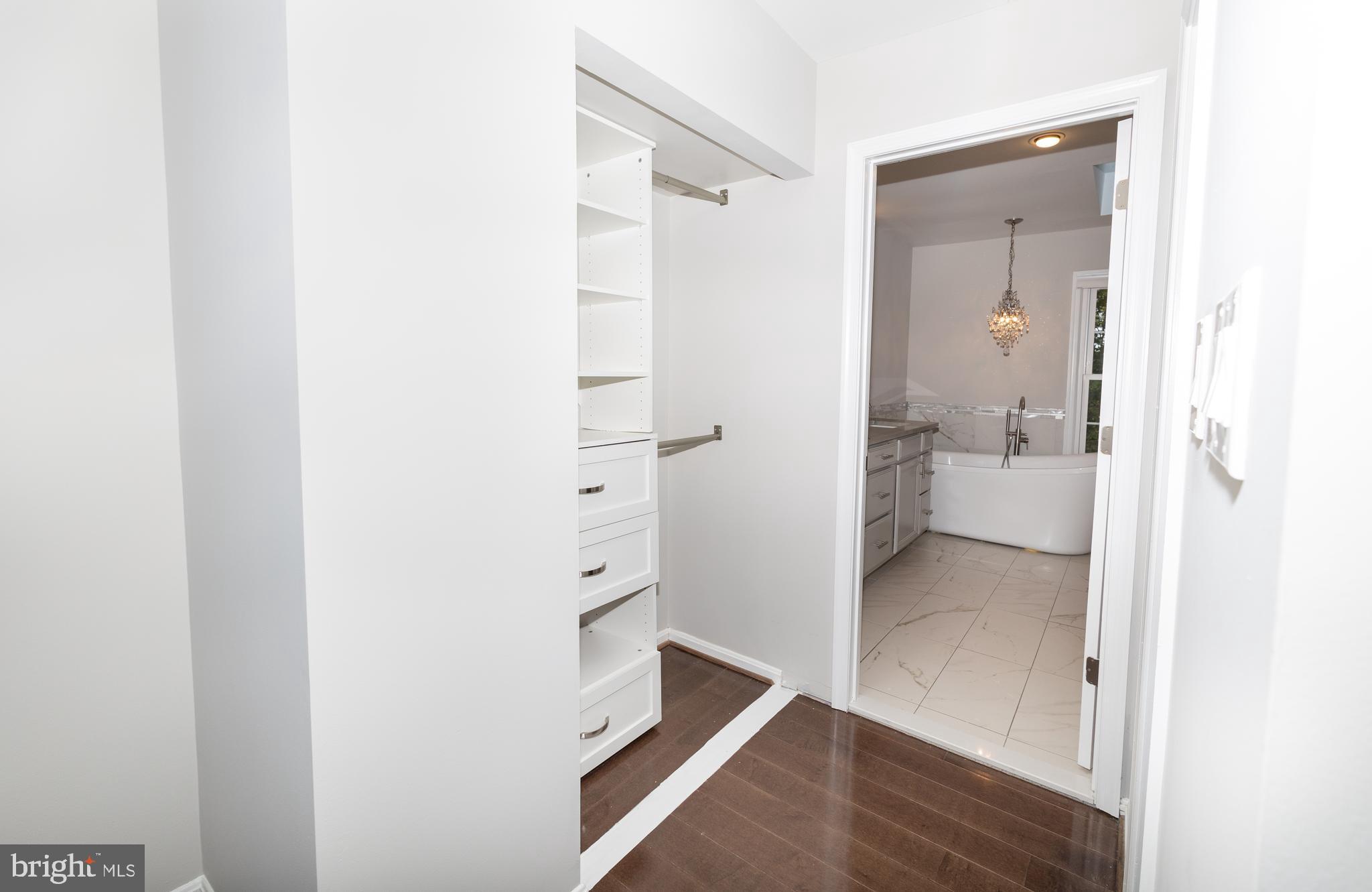 TIMBERLAKE ESTATES SOUTH - Residential