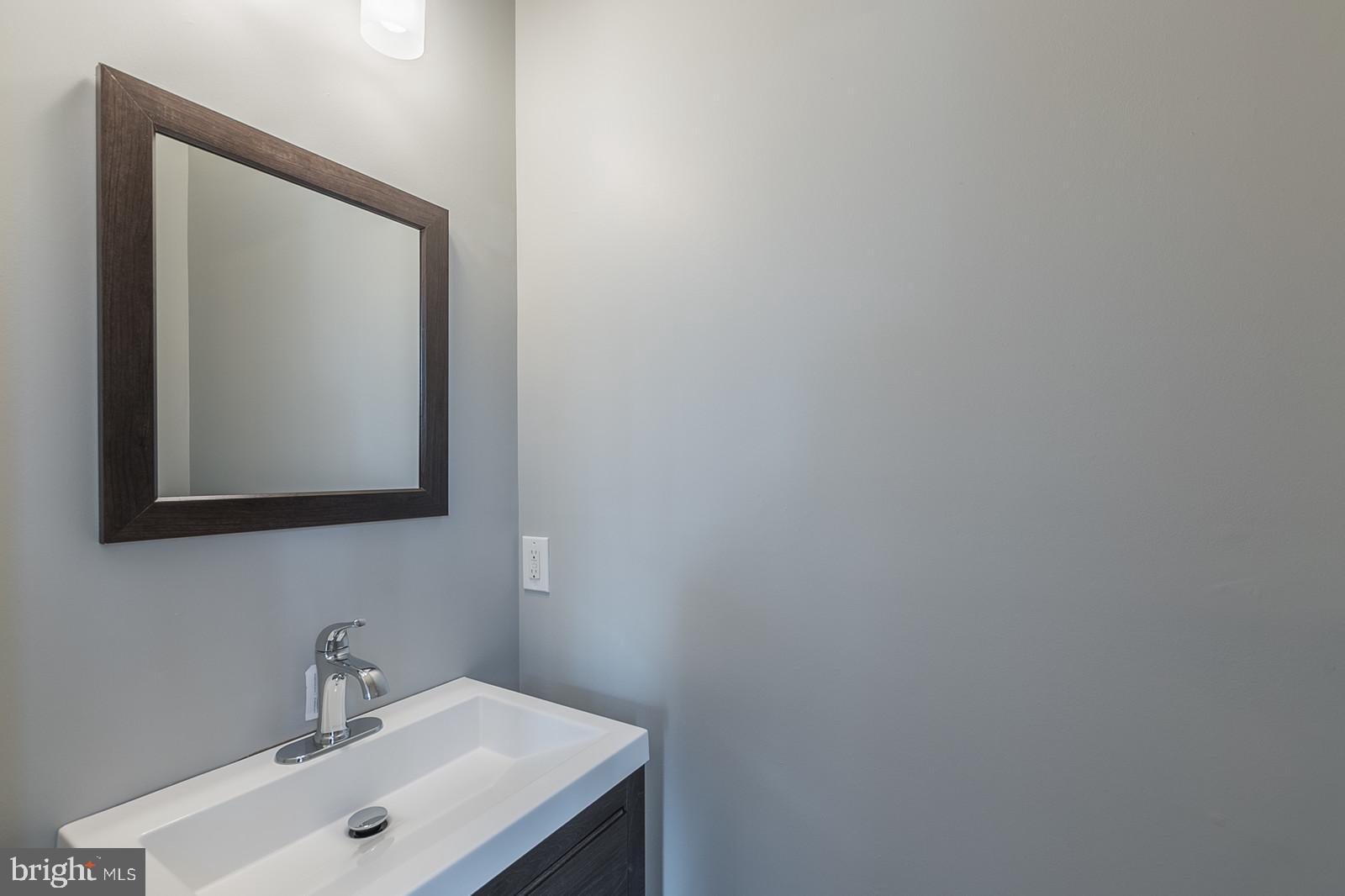 SYCAMORE HILL - Residential