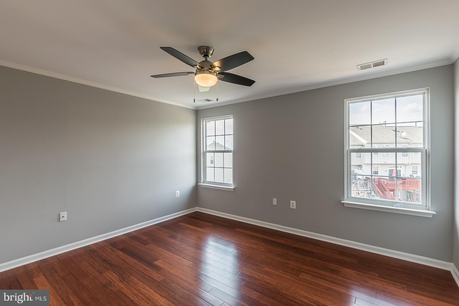 SYCAMORE HILL - Residential