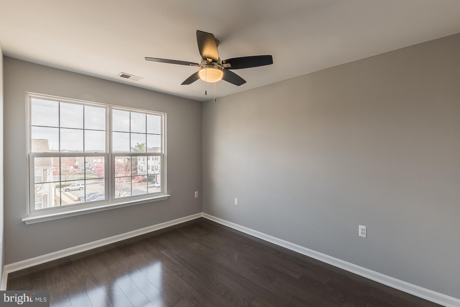 SYCAMORE HILL - Residential