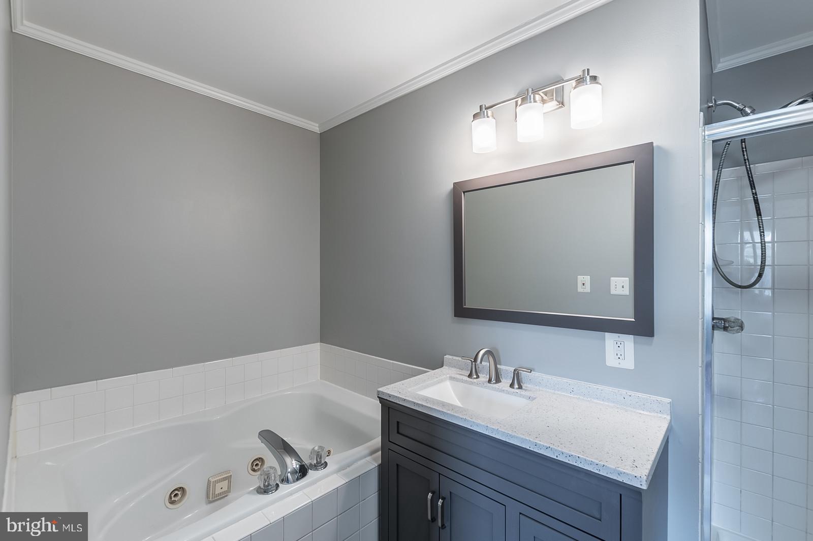 SYCAMORE HILL - Residential