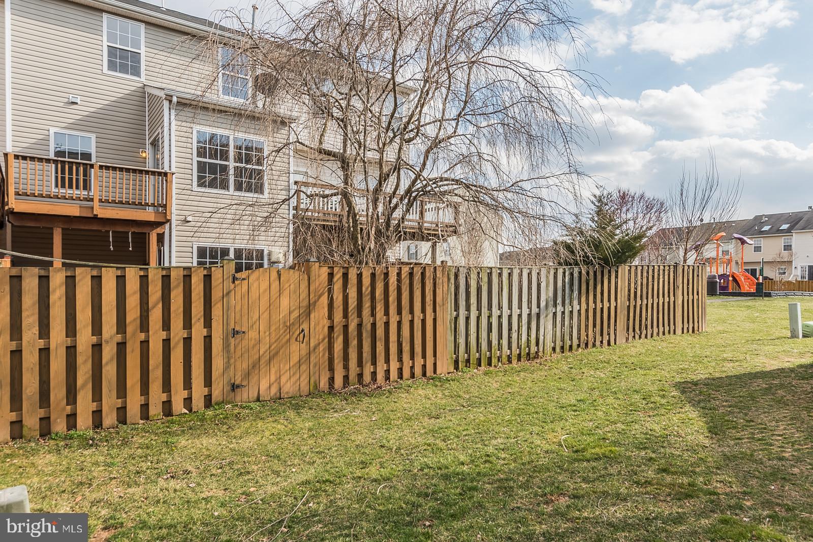 SYCAMORE HILL - Residential