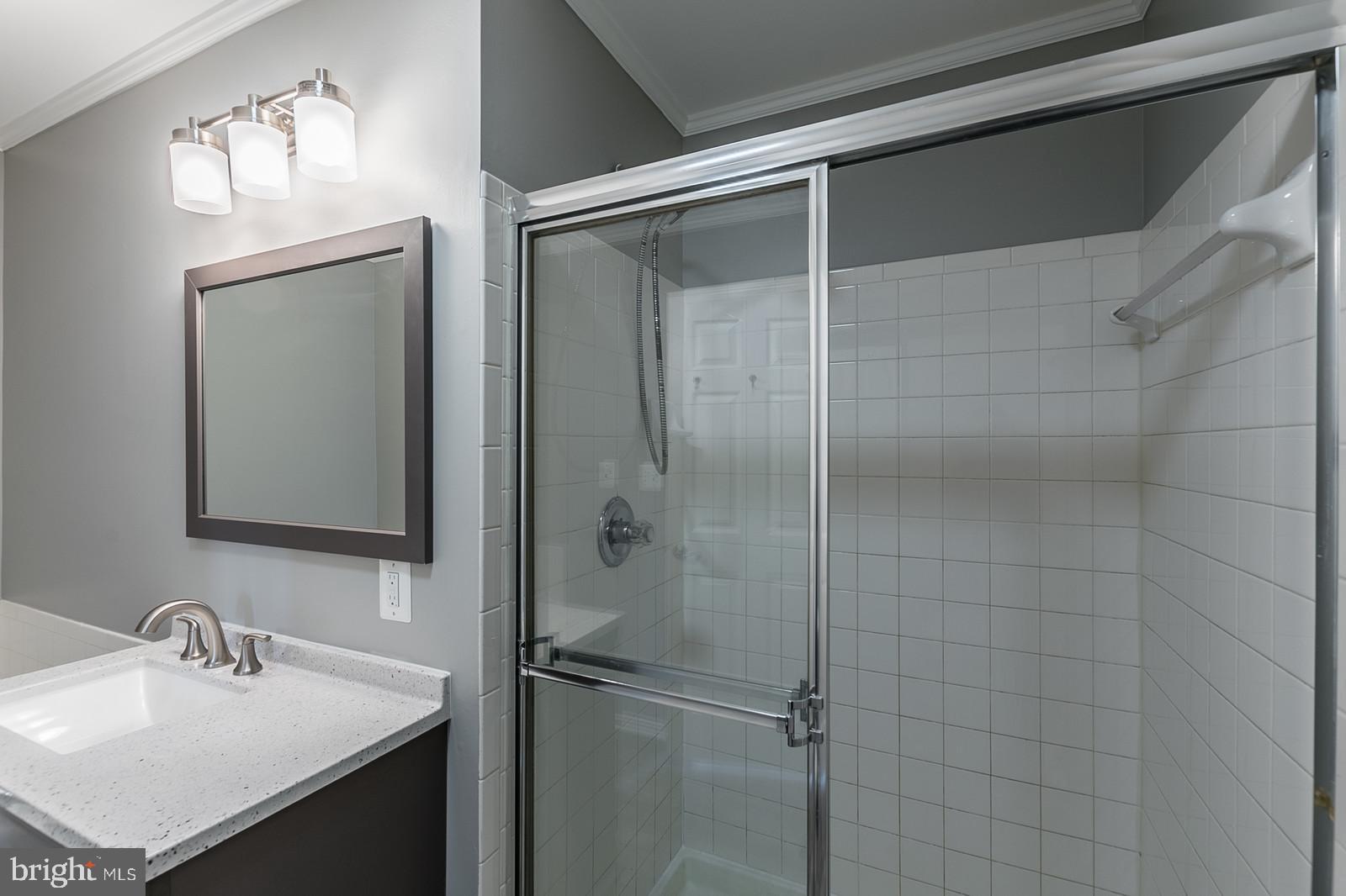 SYCAMORE HILL - Residential