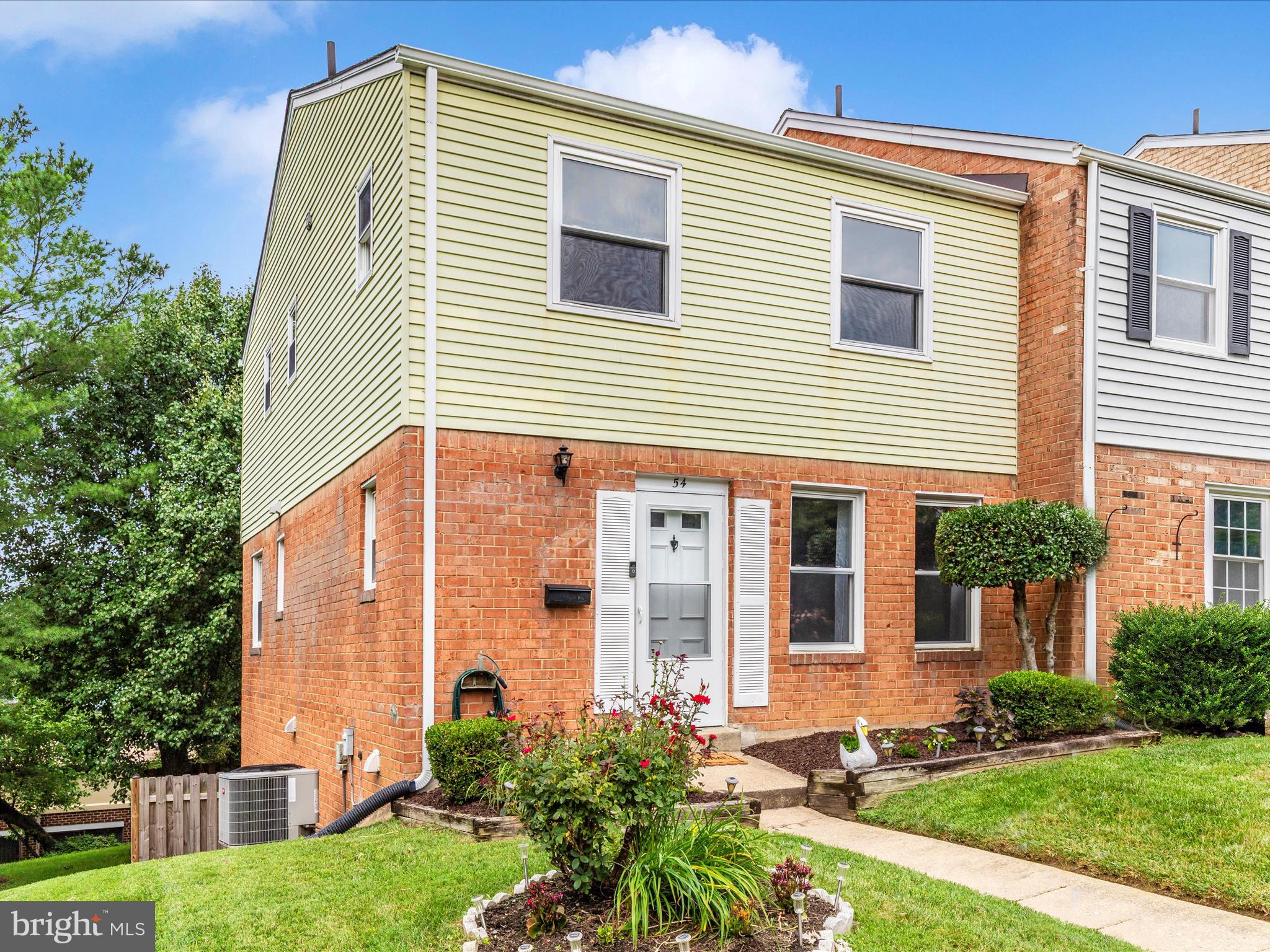 54 ORCHARD DRIVE