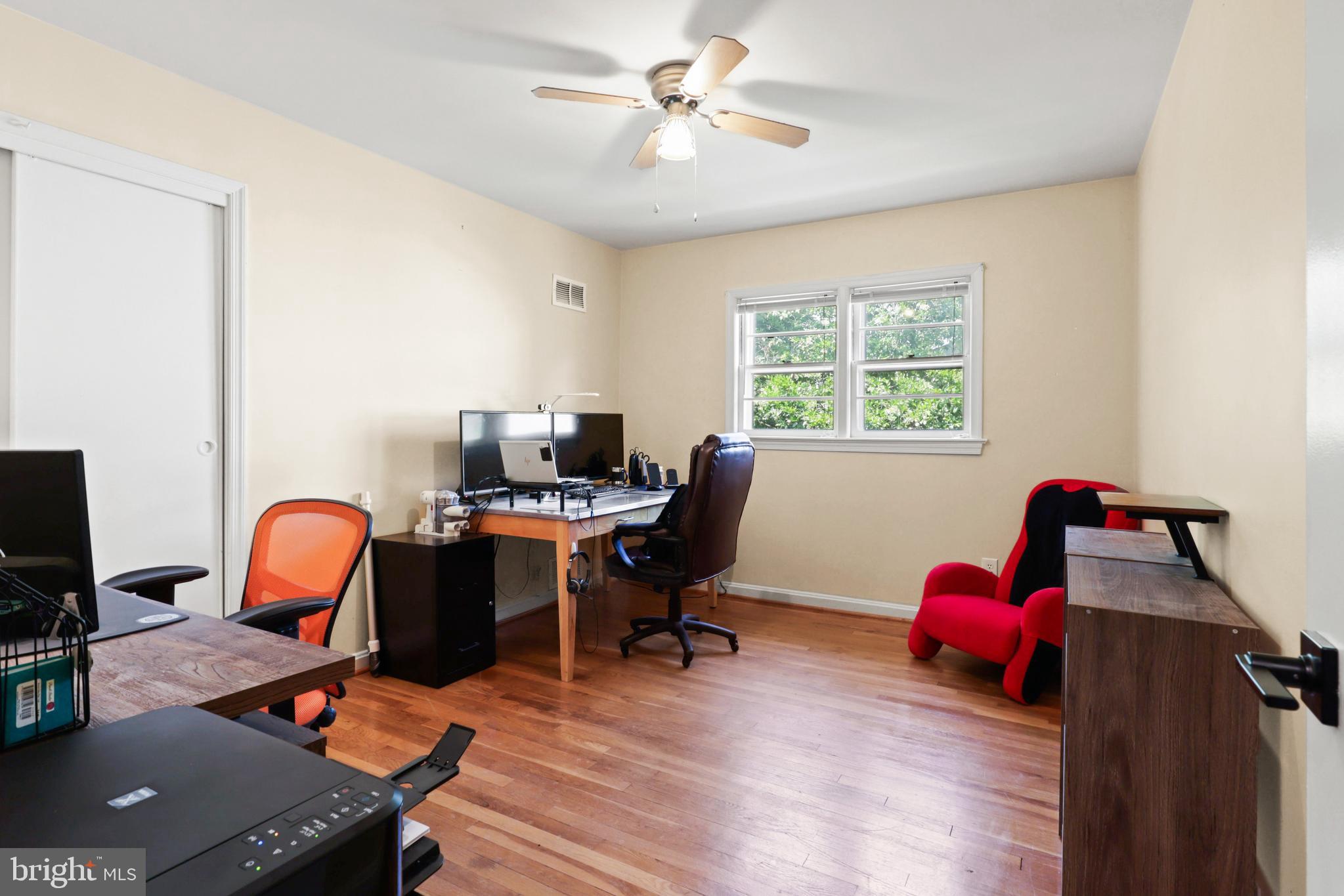 NEW ALEXANDRIA - Residential