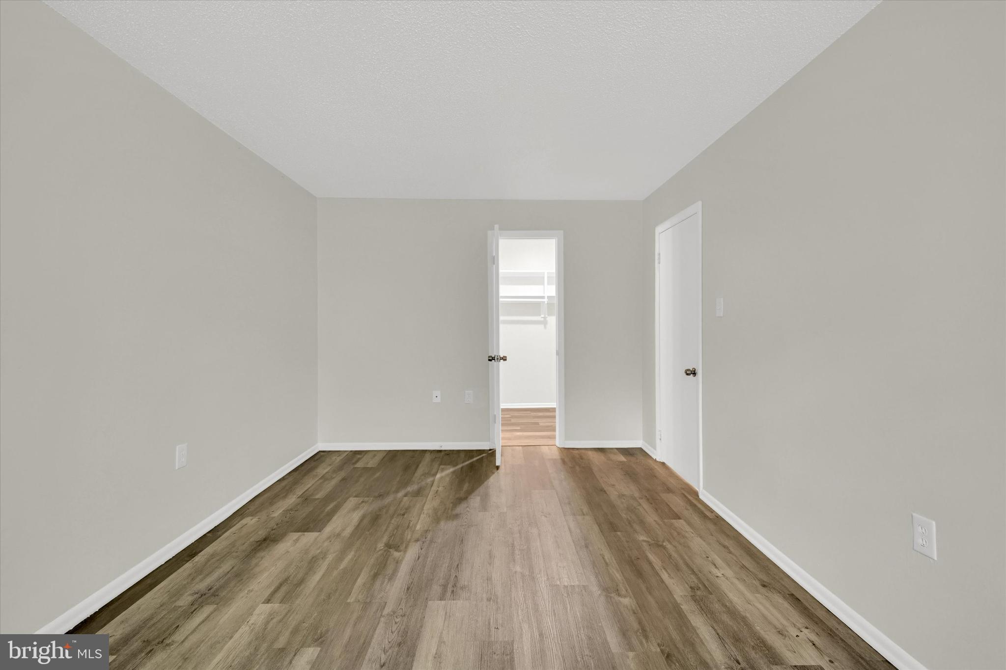 SWANN HILL CONDOMINIUMS - Residential