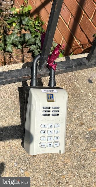 SWANN HILL CONDOMINIUMS - Residential