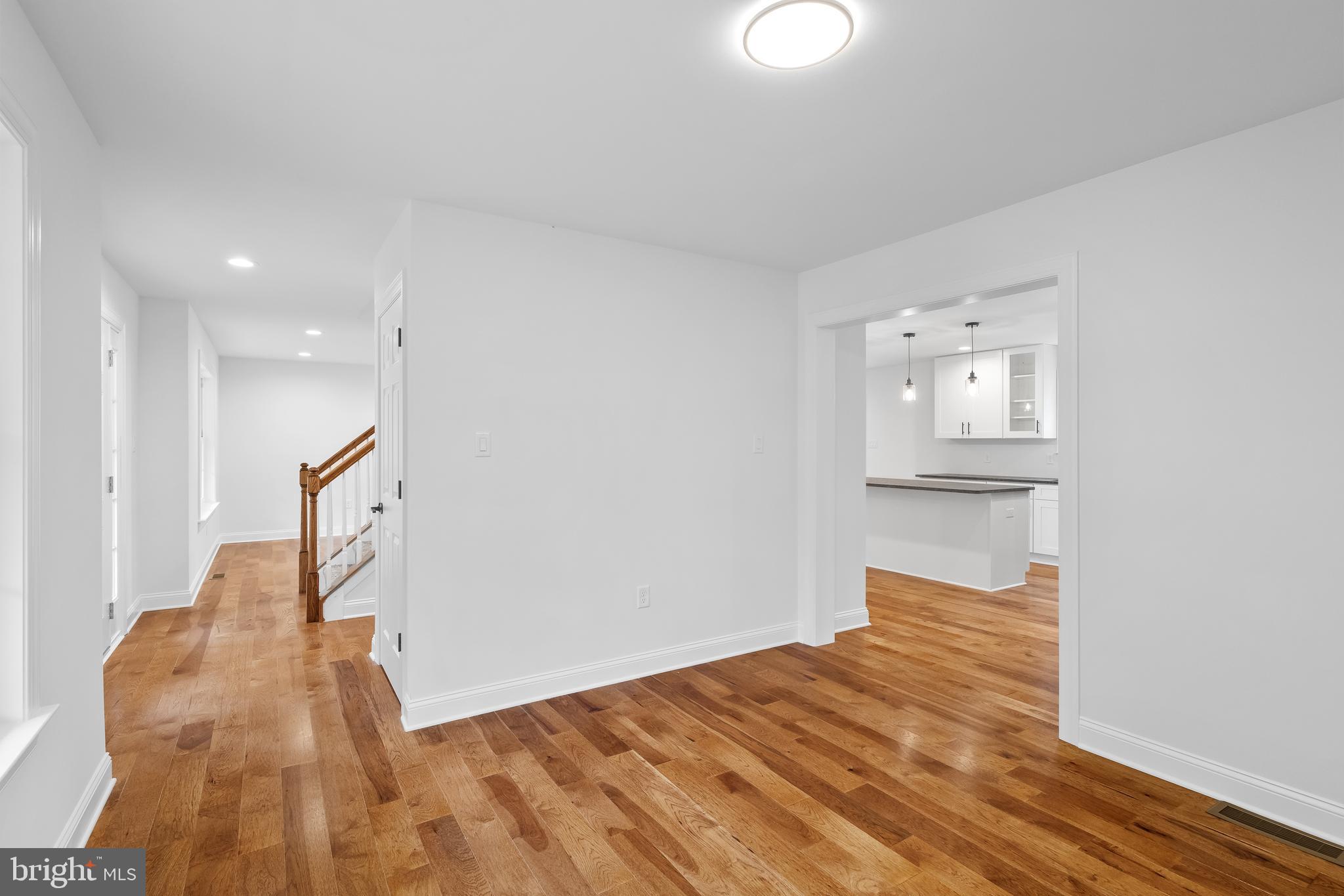 TOWAMENSING TRAILS - Residential