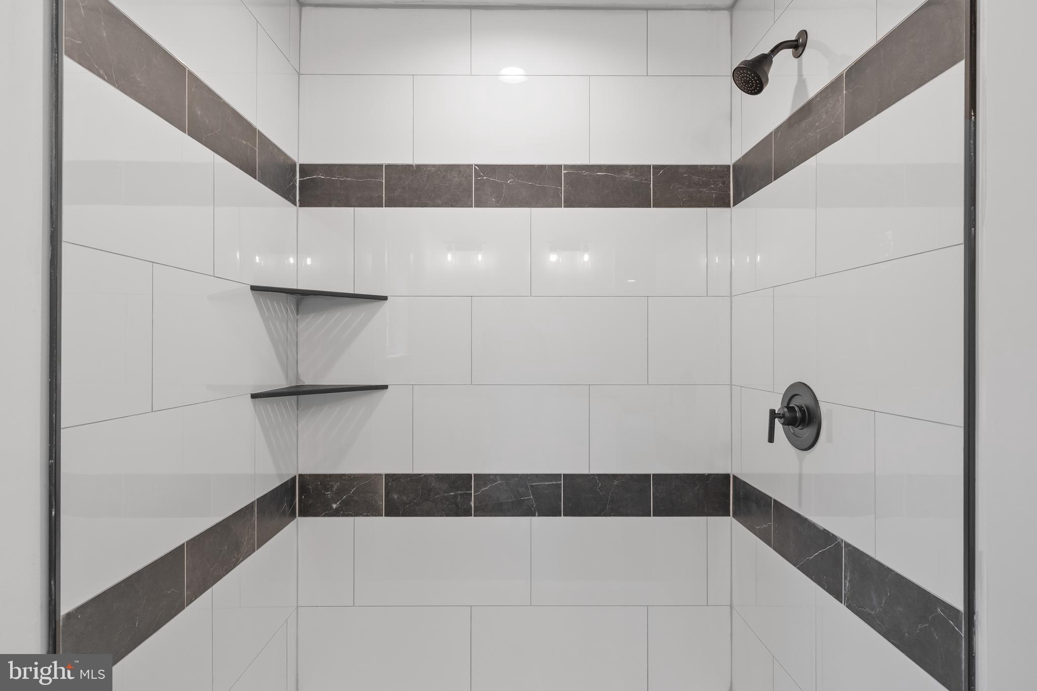 TOWAMENSING TRAILS - Residential