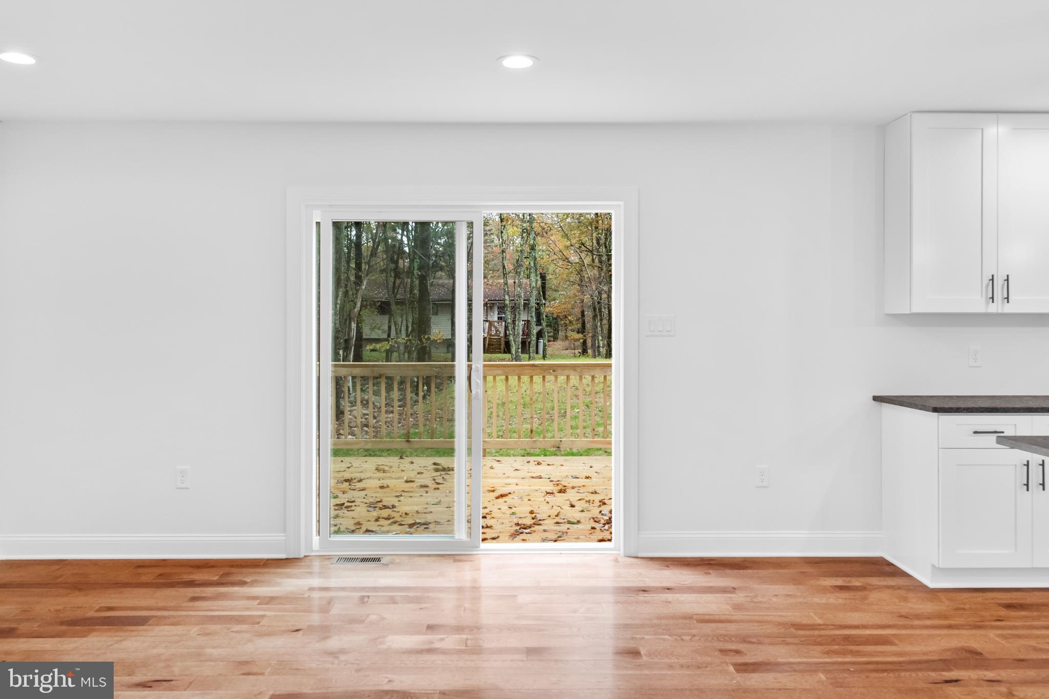 TOWAMENSING TRAILS - Residential